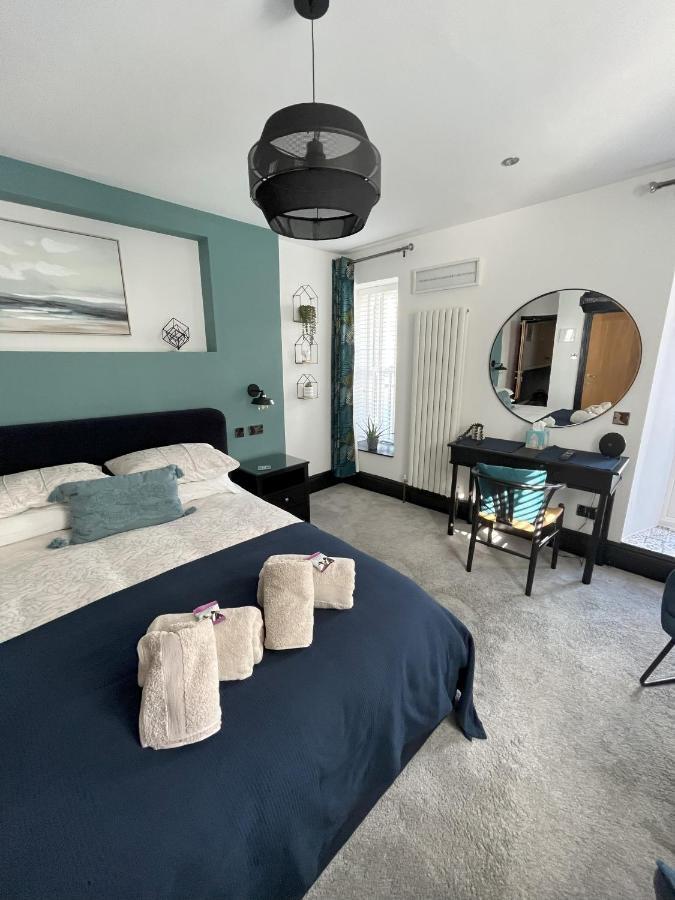 Lazy Waves Boutique B&B นิวคีย์ ภายนอก รูปภาพ